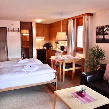 Monte Rosa Taesch, Apartments Mit Wellness Bereich Екстер'єр фото