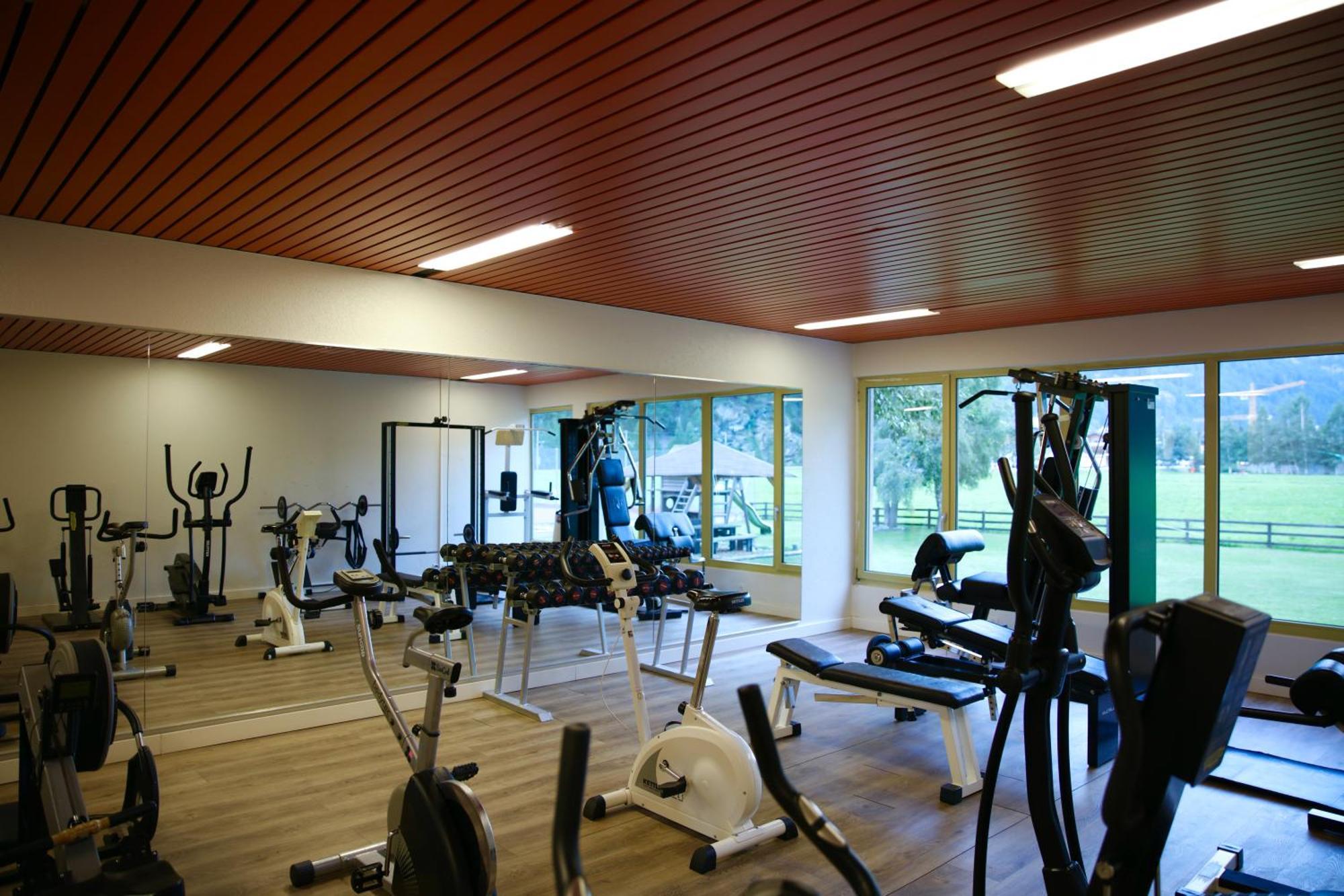 Monte Rosa Taesch, Apartments Mit Wellness Bereich Екстер'єр фото